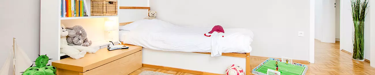 Beitragsbild_Schimmel-an-der-Tapete-entfernen