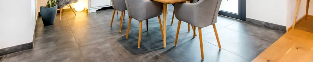 Beitragsbild_Feinsteinzeug-1024x205-1